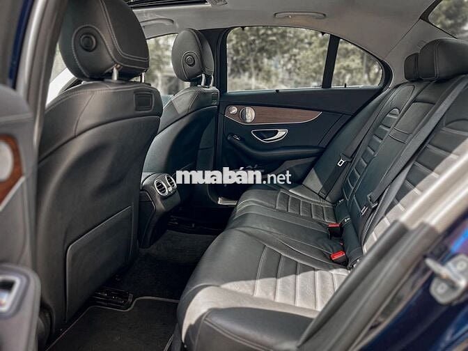 Mercedes Benz C200 Exclusive 2020 - 42,000 Miles.