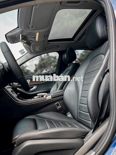 Mercedes Benz C200 Exclusive 2020 - 42,000 Miles.
