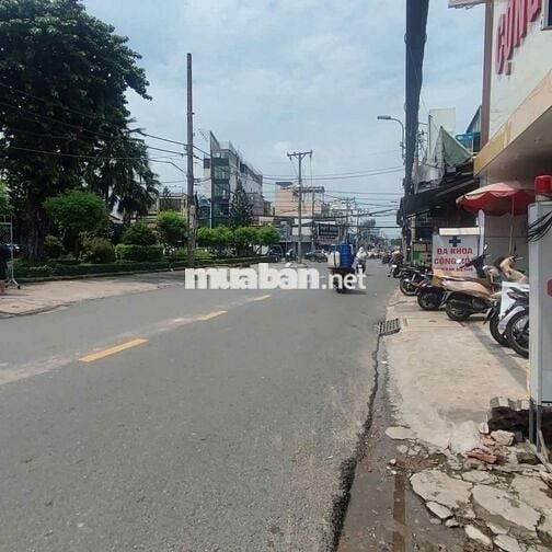 CHO THUÊ NHÀ NGUYÊN CĂN MĂT TIỀN P13 Q,TÂN BÌNH 45 TR/ THÁNG.