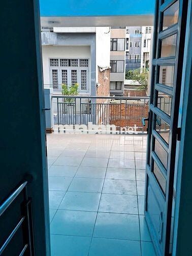 Cho thuê nguyên căn trống rộng rãi, 3pn3wc, hxh, Lê Đức Thọ p15 Gò vấp