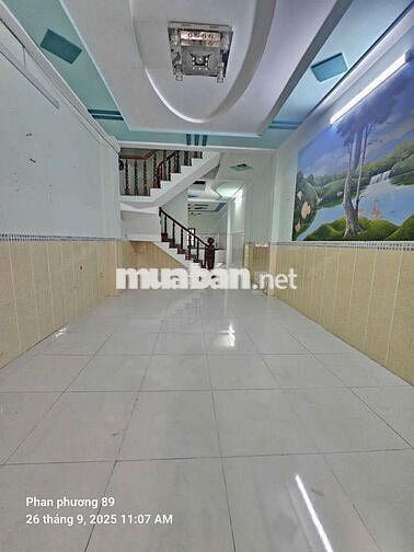 Cho thuê nhà Trung mỹ tây 1tr 3 lầu