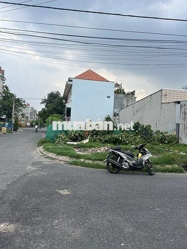 Lô đât đẹp ở Tân Đông Hiệp Dĩ An DT150m2 Giá 1ty3 Sang Tên SHR