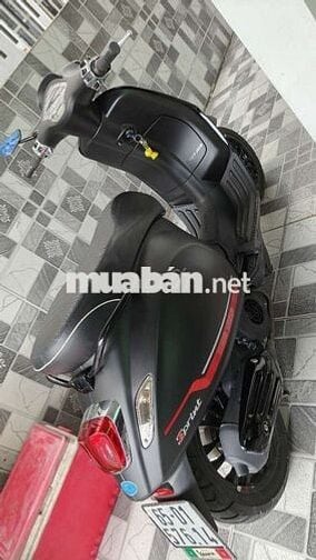 Vespa Sprint 2022 đen nhám