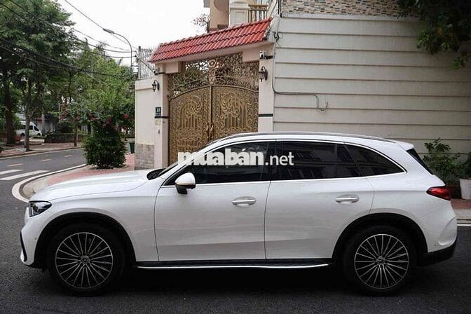 Mercedes Benz GLC 300 4matic ALL New 1 chủ 2024