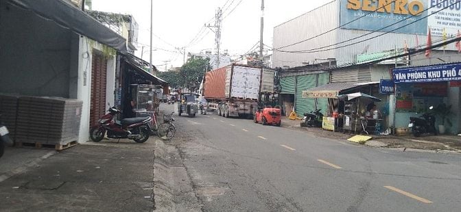 Nhà 4 tầng,5PN, có Thang Máy, Huỳnh Thị Hai, Trung Mỹ Tây, TPHCM 