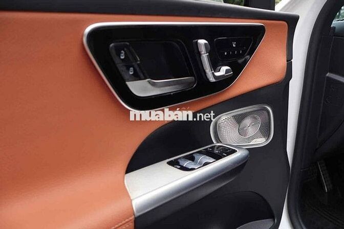 Mercedes Benz GLC 300 4matic ALL New 1 chủ 2024