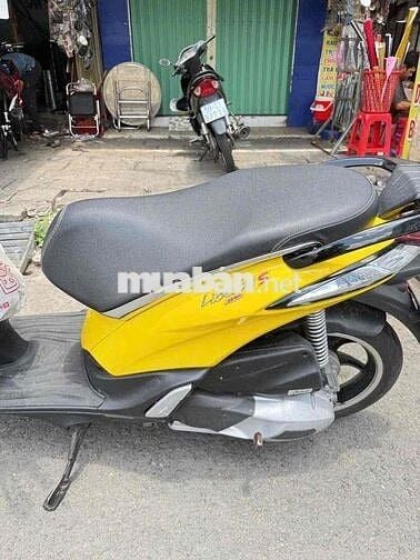 vespa Vàng Liberty Mới đẹp rẻ