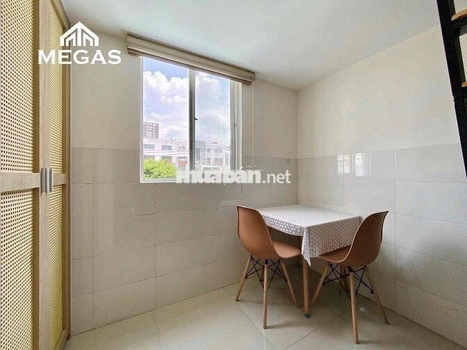 Phòng Trọ Gác Cao Full Nội Thất Cửa Sổ Trời Đường Nguyễn Thị Thập Quân