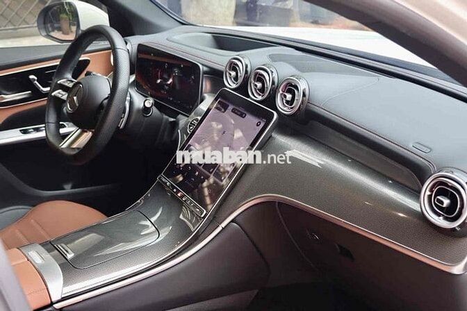 Mercedes Benz GLC 300 4matic ALL New 1 chủ 2024