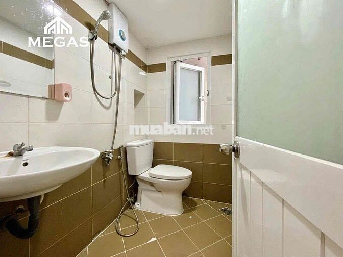 Phòng Trọ Gác Cao Full Nội Thất Cửa Sổ Trời Đường Nguyễn Thị Thập Quân