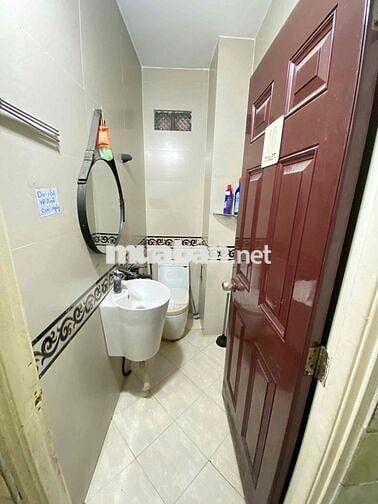 Nhà mặt tiền thuê giá phải chăng