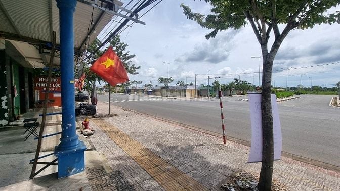 Shophouse cho thuê tọa lạc tại Đường 329, Hồ Tràm