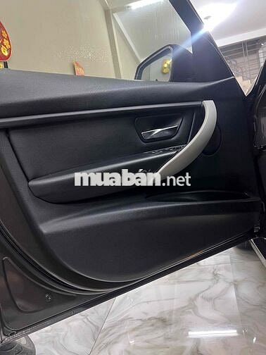 BMW 320i sx 2013  xe zin chất ít đi