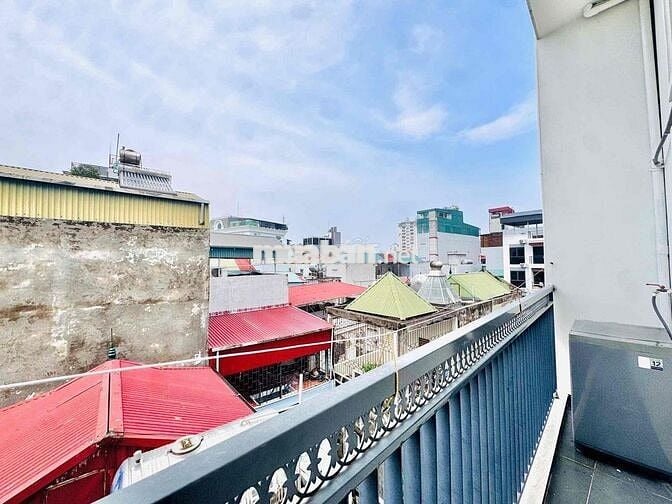 Phòng Duplex 30m² có ban công – Ngõ 77 Xuân La, Tây Hồ – Full nội thất
