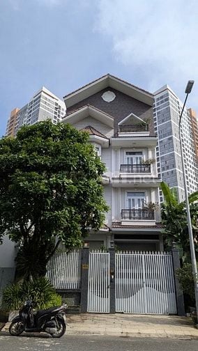 Mặt bằng kinh doanh trung tâm quận 2