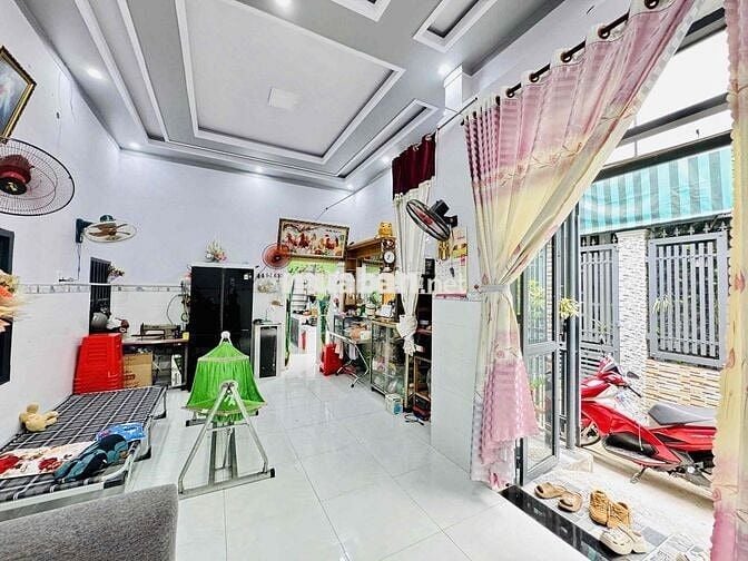 Em Chính chủ cần bán 2 căn nhà Sổ đỏ full thổ cư
