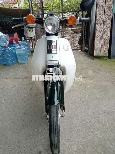 Honda cúp 50cc .đời 1987 biển số sài gòn