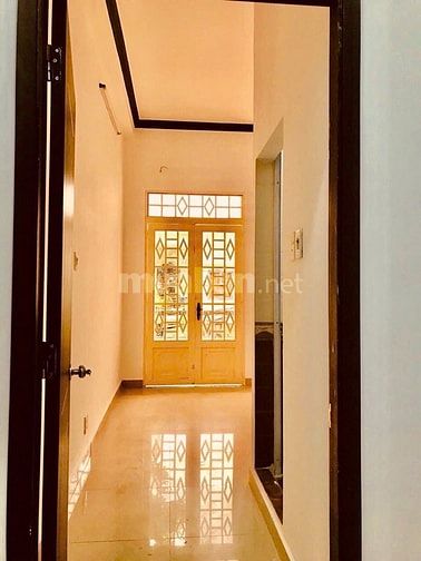 Bán nhà 3 tầng mặt tiền 81 Cách Mạng, Q. Tân Phú