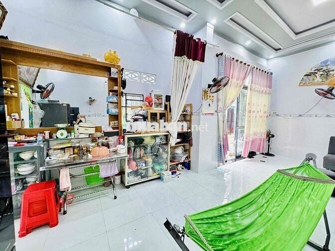 Em Chính chủ cần bán 2 căn nhà Sổ đỏ full thổ cư