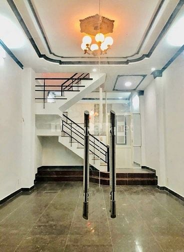 Bán nhà 3 tầng mặt tiền 81 Cách Mạng, Q. Tân Phú