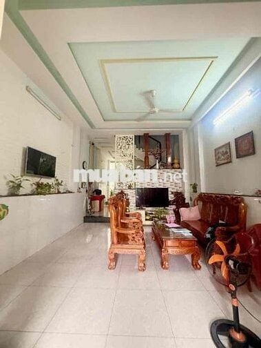 Bán Nhà Bình Tân nở hậu - xe tải tránh - tương lai mặt tiền - 4 Tầng