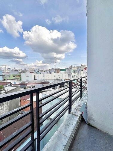🌈CĂN HỘ BAN CÔNG💥TÁCH BẾP🍄NỘI THẤT FULL🧲GẦN CẦU CÔNG LÝ☎️☎️☎️