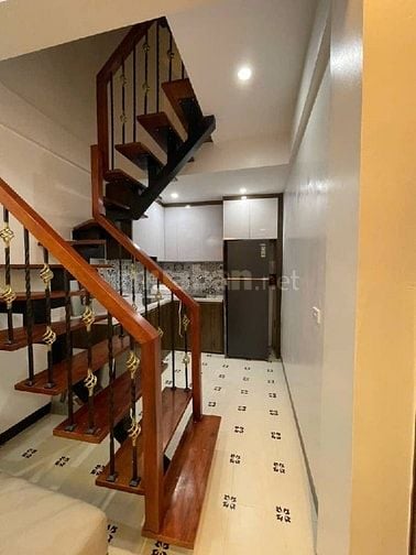 Chỉ Hơn 6Tỷ-Căn Nhà Hoa Hậu 4Tầng Phố Lê Đại Hành-Ngay VinCom Bà Triệu