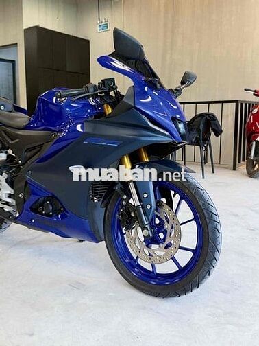 Cần bán Yamaha R15 V4 – đăng ký 2023, odo 4.800 km