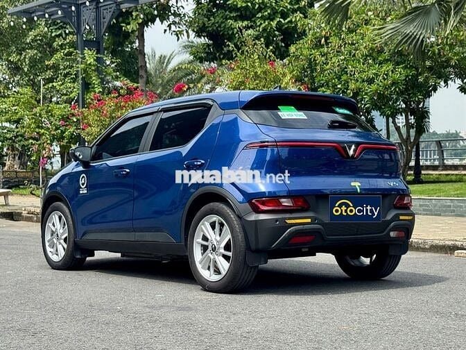 VinFast VF5 Plus 2025 - Màu xanh - 1v1km - Mua pin