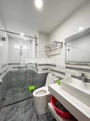 CĂN HỘ 1 PHÒNG NGỦ + 1 PHÒNG BẾP FULL NỘI THẤT NGAY DƯƠNG QUẢNG HÀM