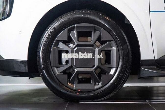 Kia Carnival 2025 Sig 1.6 Turbo HEV 7S Giảm sâu