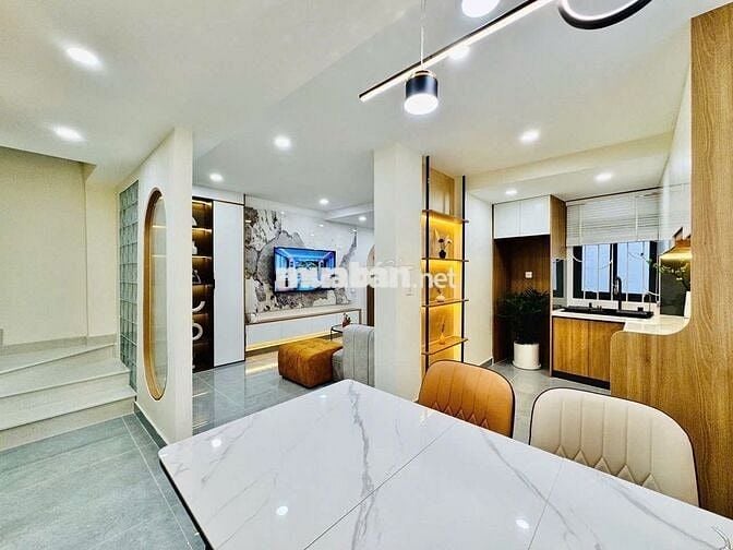 🔥SIÊU PHẨM NHÀ MỚI VỊ TRÍ ĐẸP 🔥- GẦN KHU ĐƯỜNG D BTHẠNH P26 -82M2 SD