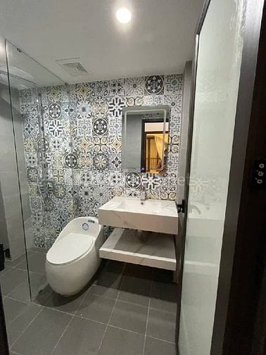 Chỉ Hơn 6Tỷ-Căn Nhà Hoa Hậu 4Tầng Phố Lê Đại Hành-Ngay VinCom Bà Triệu