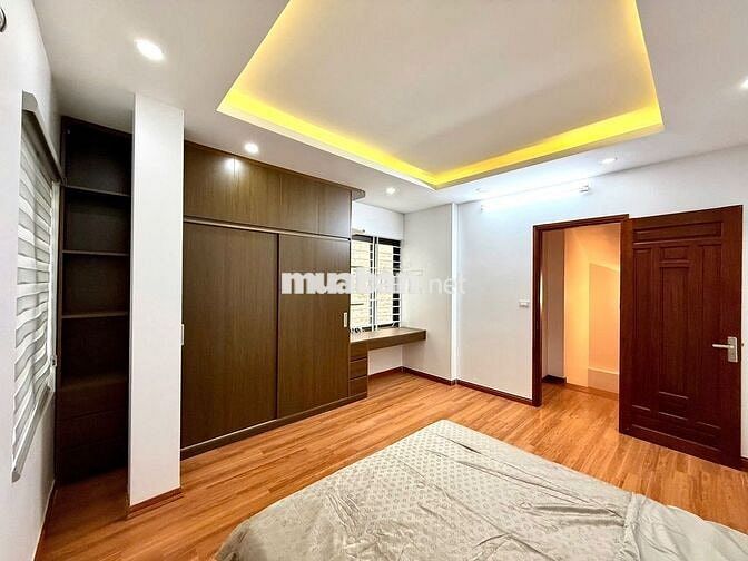 Siêu rẻ Đống Đa - 5 tầng 35m2 ngõ to CHỈ 8,6
