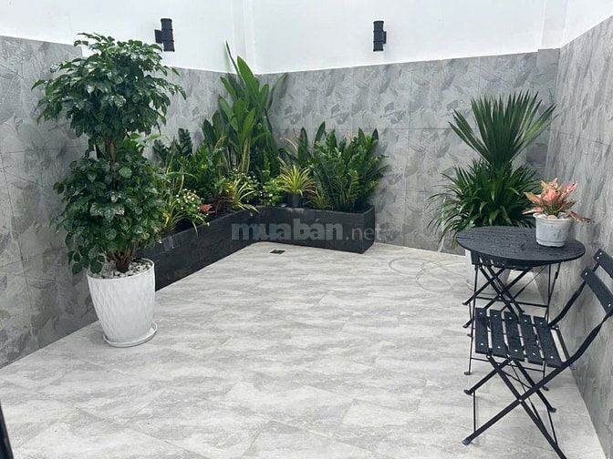 MẶT TIỀN ĐINH CÔNG TRÁNG. NHÀ ĐẸP CÓ THANG MÁY