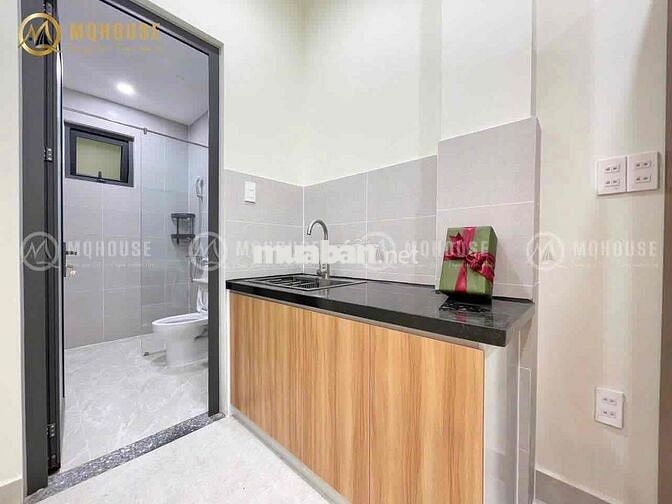 CHDV full nội thất ban công, cửa sôt cực thoáng ngay khu Bàu Cát