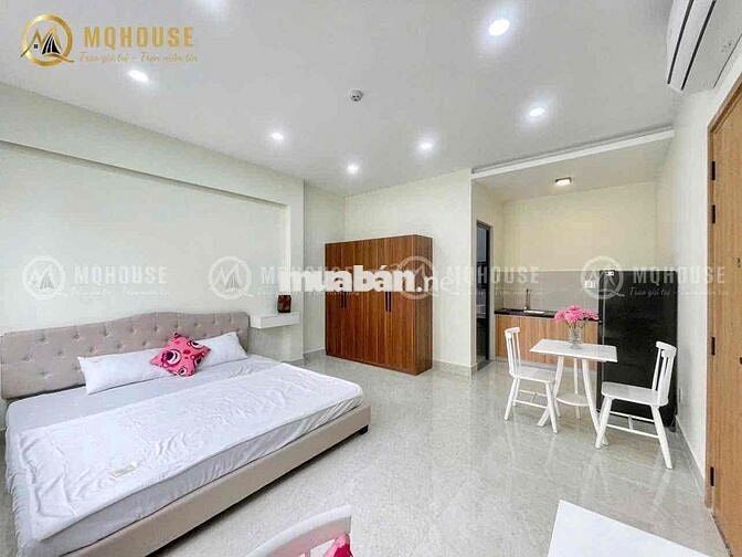 CHDV full nội thất ban công, cửa sôt cực thoáng ngay khu Bàu Cát