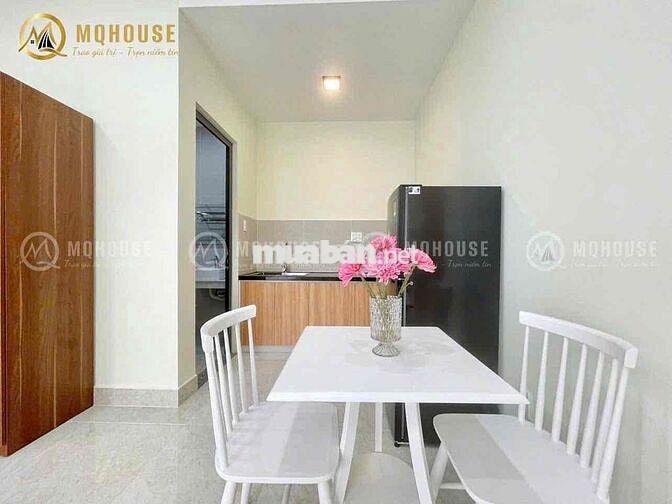 CHDV full nội thất ban công, cửa sôt cực thoáng ngay khu Bàu Cát