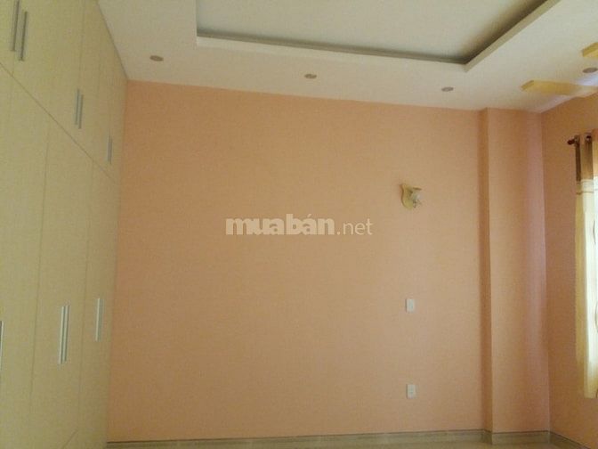 Nhà rộng cho thuê ở hoặc kinh doanh