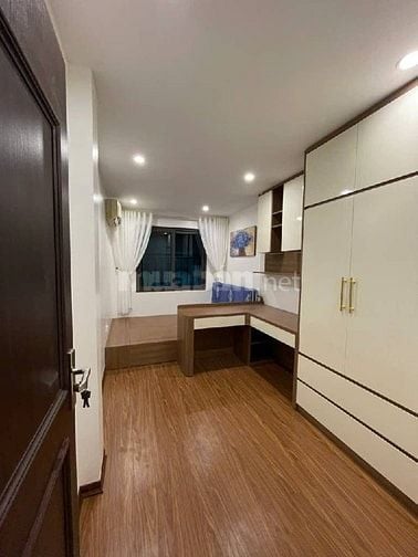 Chỉ Hơn 6Tỷ-Căn Nhà Hoa Hậu 4Tầng Phố Lê Đại Hành-Ngay VinCom Bà Triệu
