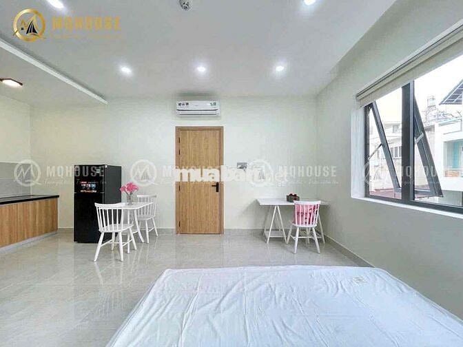 CHDV full nội thất ban công, cửa sôt cực thoáng ngay khu Bàu Cát