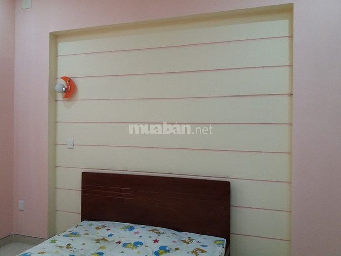 Nhà rộng cho thuê ở hoặc kinh doanh