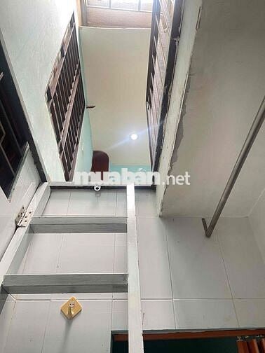 Nhà Mới Sơn Đg Số 3 P9: trệt lầu lửng, 3pn, 2wc