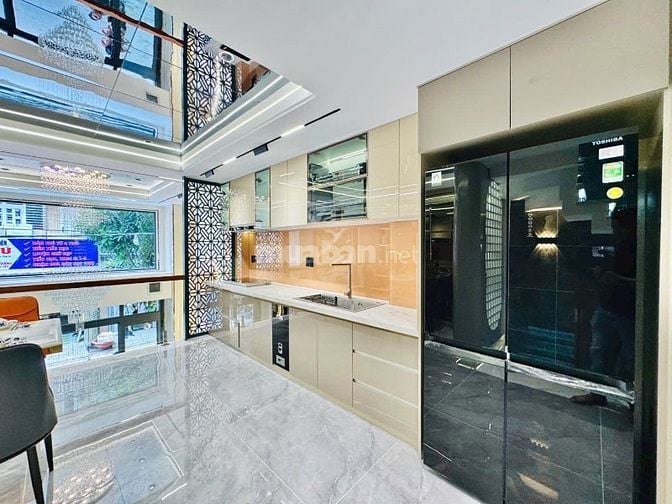 Siêu phẩm lên sóng nhỉnh 4tỷ đường 59 hẻm lớn 7m có vỉa hè, thang máy