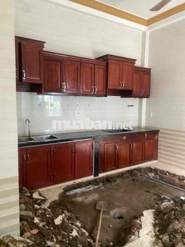 BÁN NHÀ MẶT TIỀN KINH DOANH ẤP CHIẾN LƯỢC BÌNH TÂN 4x20m 2TẦNG 2PN SHR