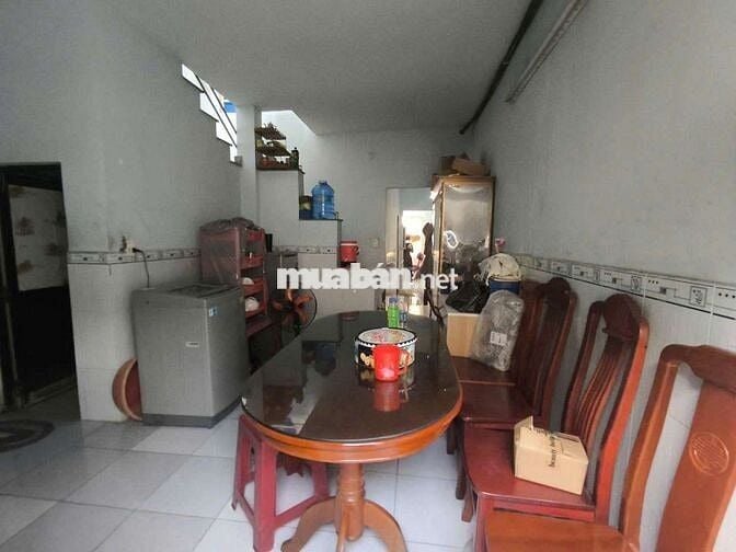 💥 NHÀ 2 TẦNG – XTT 4, HÓC MÔN 💥 GIÁ 1 TỶ95
📐 DT: 4 x 19.5m (78m²)