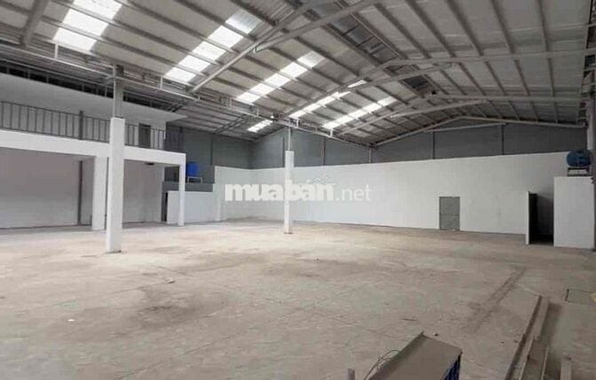 Cho thuê kho, xưởng 800m2 đường Võ Văn Vân Vĩnh Lộc B
