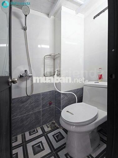 PHÒNG CÓ GÁC GẦN KHU CHẾ XUẤT, GIÁP NGUYỄN TẤT THÀNH QUẬN 4