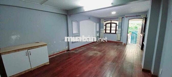 chính chủ cho thuê mặt bằng gần hàng xanh
