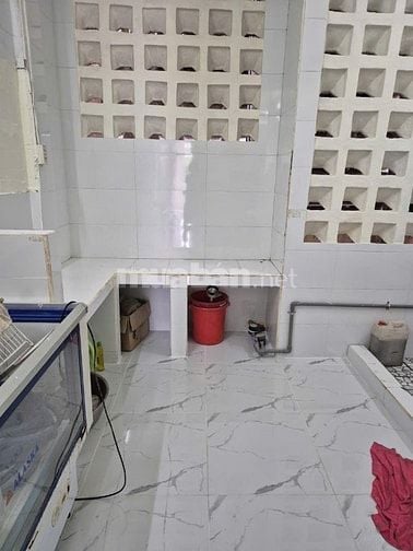 Cho thuê nguyên căn nhà mới - Đầm Sen Q11